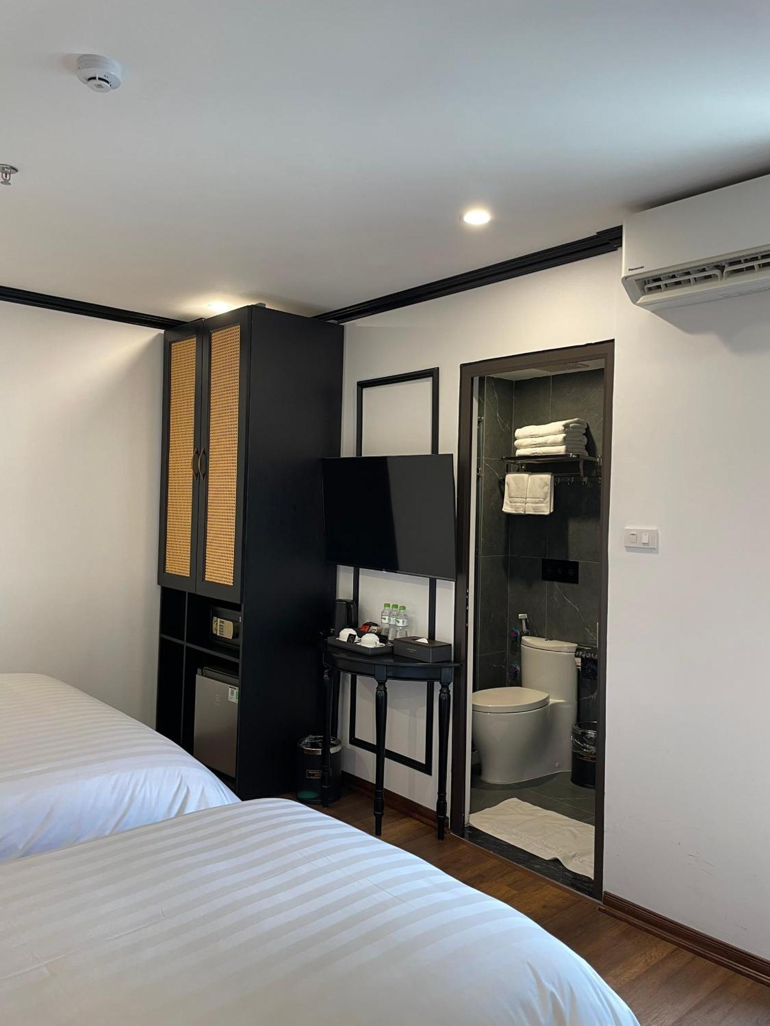 Aquarius Premium Hotel هانوي المظهر الخارجي الصورة