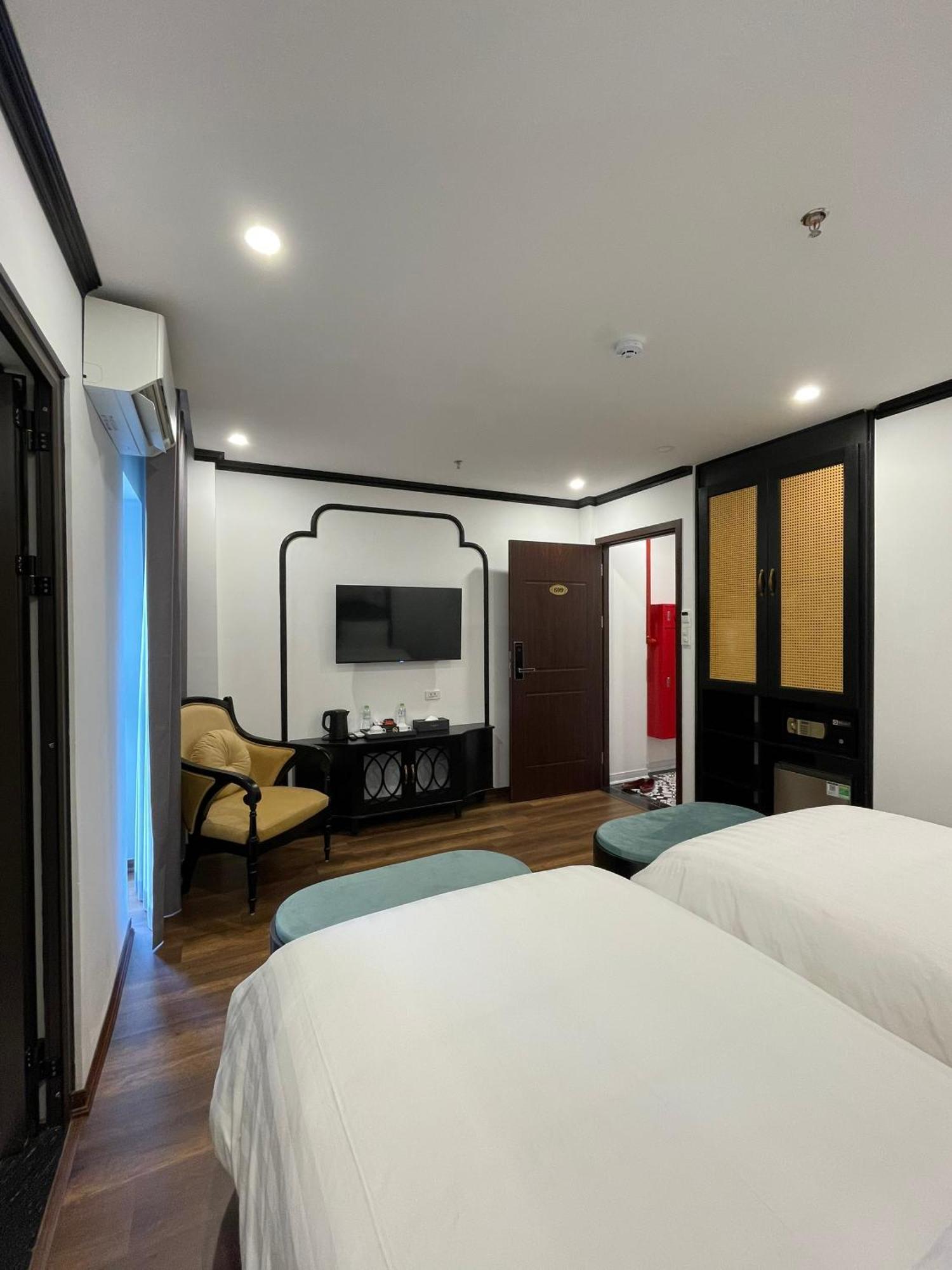Aquarius Premium Hotel هانوي المظهر الخارجي الصورة